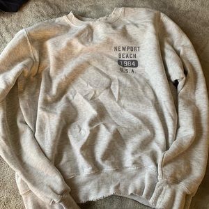 Brandy Melville sweater